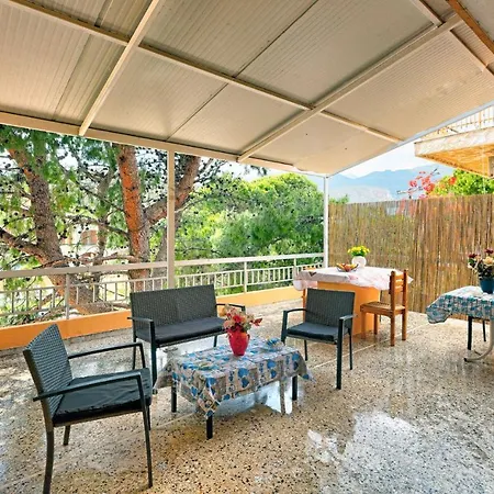 Arilena Paralia (Voiotia)